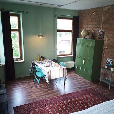 Zur Friedrichsruh Acomodação com café da manhã Oelsnitz Exterior foto